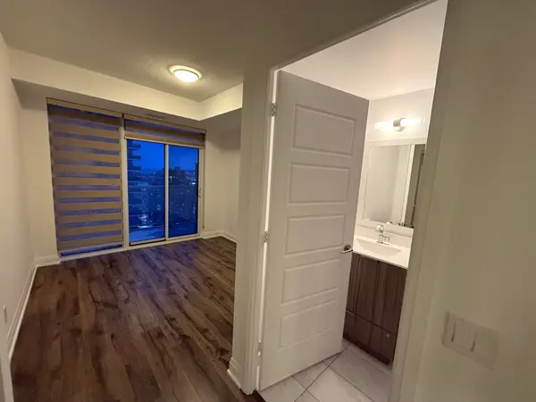 56 Annie Craig DR #4802, Toronto W06, ON M8V 0C8