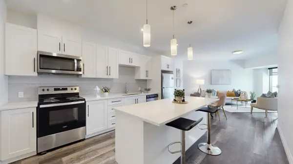 332 Gosling GDNS #411, Guelph, ON N1L 1G7