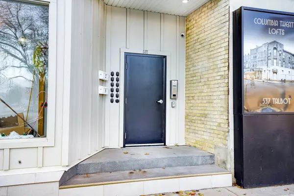 537 Talbot ST #9, St. Thomas, ON N5P 1C3