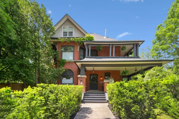 Centre Wellington, ON N0B 1S0,94 Colborne ST