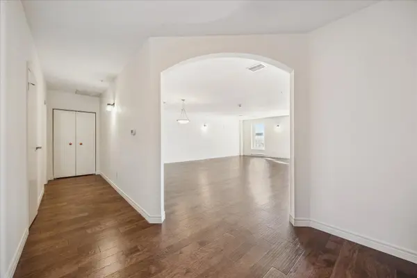 38 Walton ST #308, Port Hope, ON L1A 1N1