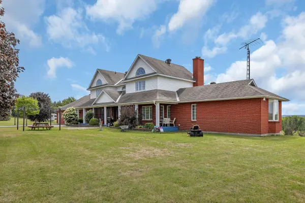 Constance Bay - Dunrobin - Kilmaurs - Woodlawn, ON K0A 1T0,3057 Greenland RD