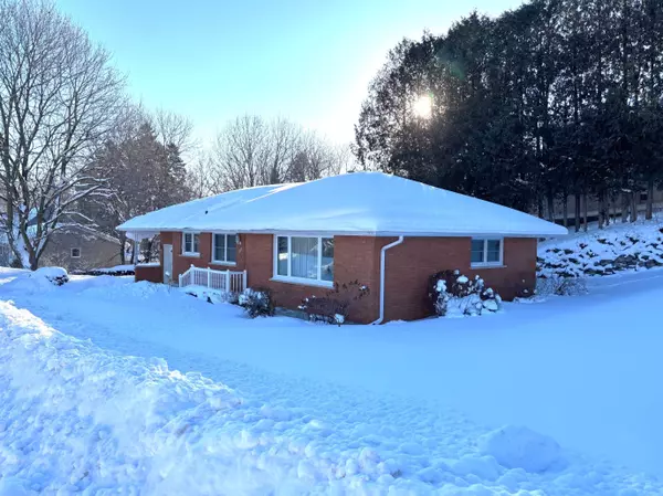 Brockton, ON N0G 2V0,111 Huron ST