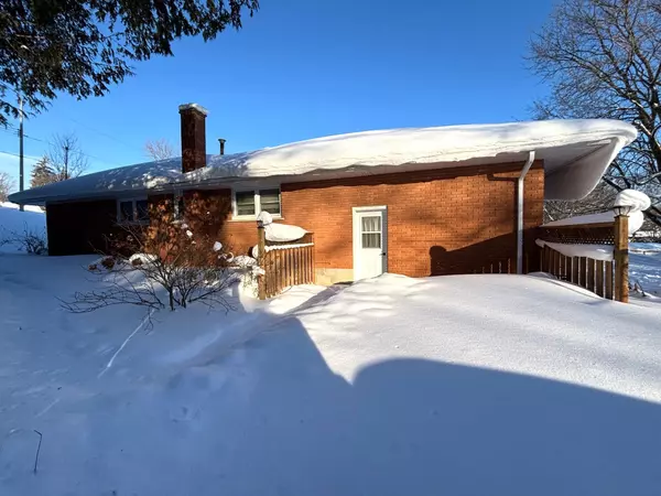 Brockton, ON N0G 2V0,111 Huron ST