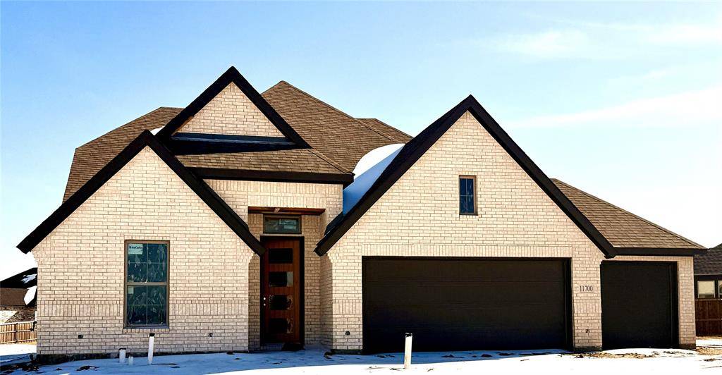 11700 Blackfoot Court, Godley, TX 76044