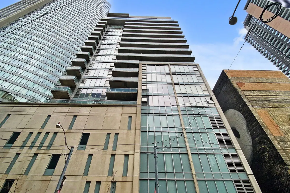 220 Victoria ST #1702, Toronto C08, ON M5B 2R6