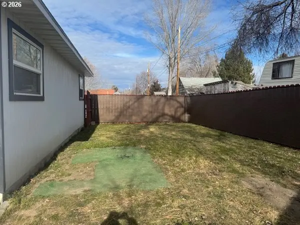 2330 9TH ST, Baker City, OR 97814