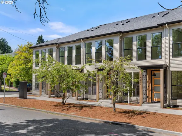 3021 NE Ainsworth ST #6, Portland, OR 97211