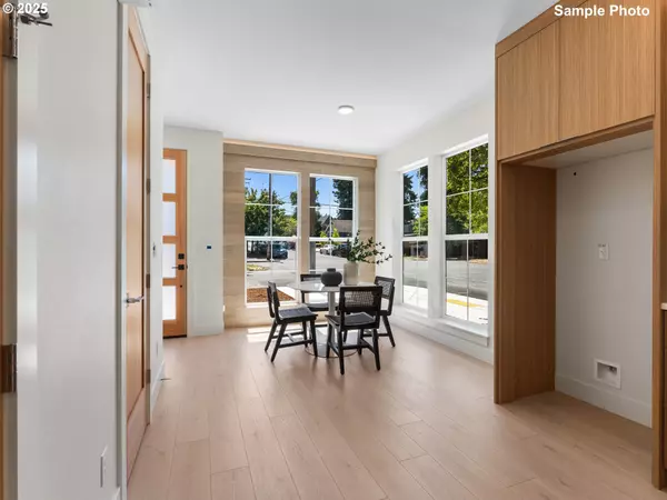 Portland, OR 97211,3021 NE Ainsworth ST #6