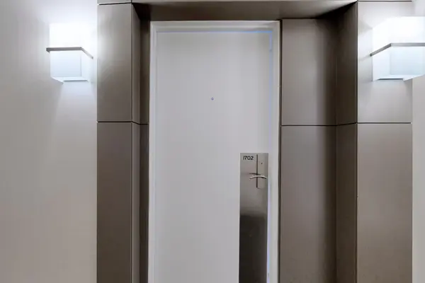 220 Victoria ST #1702, Toronto C08, ON M5B 2R6