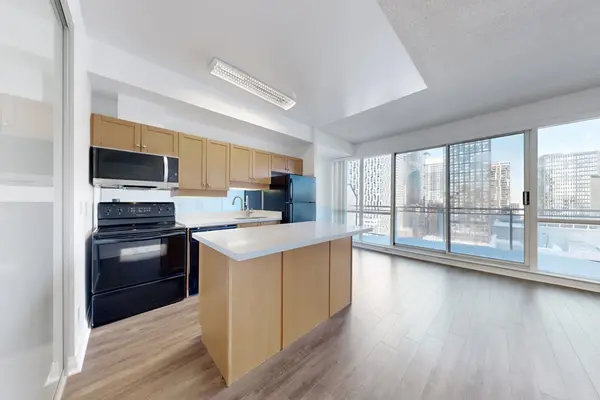 220 Victoria ST #1702, Toronto C08, ON M5B 2R6