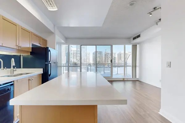 220 Victoria ST #1702, Toronto C08, ON M5B 2R6