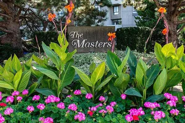 288 Mill RD #D13, Toronto W08, ON M9C 4X7