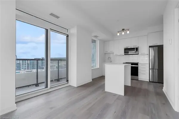 385 Winston RD #1108, Grimsby, ON L3M 0J3