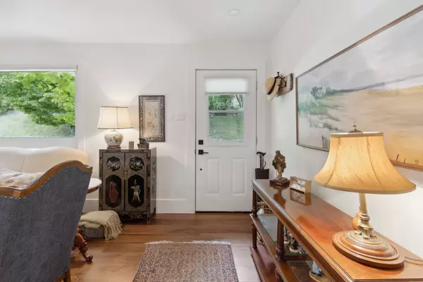 Blue Mountains, ON N0H 2P0,32 LOUISA ST