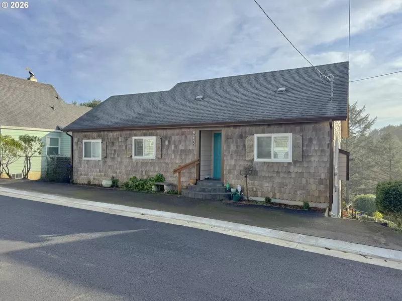 860 SW 10TH ST, Lincoln City, OR 97367