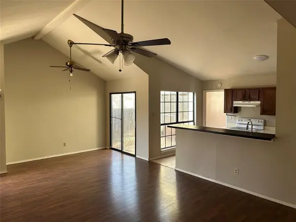 434 Pogue Street, Cedar Hill, TX 75104