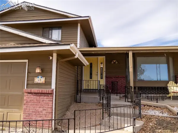 45 Belvista CT, Pueblo, CO 81001
