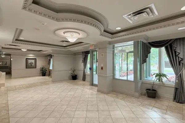 5039 Finch AVE E #1113, Toronto E07, ON M1S 5L6