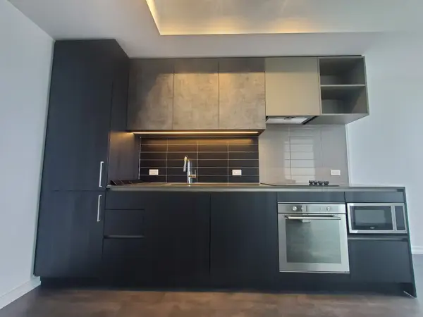 1000 Portage Pkwy #1801, Vaughan, ON L4K 0L1