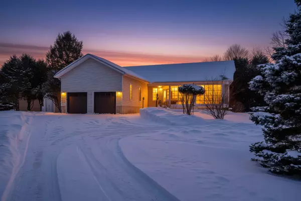 Rideau Lakes, ON K0G 1X0,9727 Highway 42 N/A