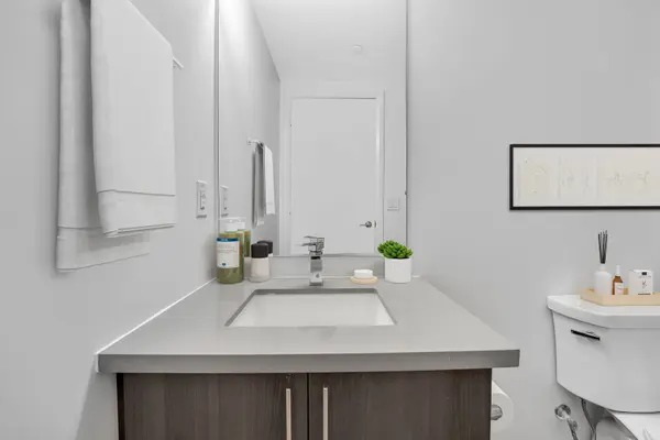 Toronto W04, ON M6A 1S5,16 Mcadam AVE #311