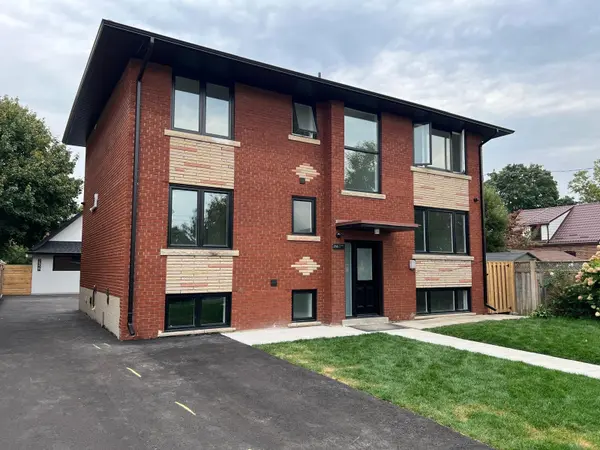 255 Gamma ST, Toronto W06, ON M8W 4G9