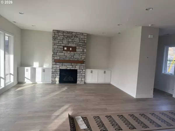 West Linn, OR 97068,1690 16TH ST