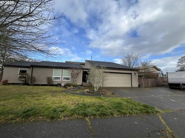 1135 LAKEWOOD DR SW, Albany, OR 97321