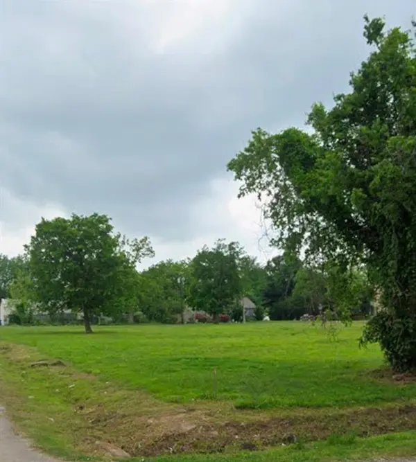 501 E Mulberry Street, Kaufman, TX 75142