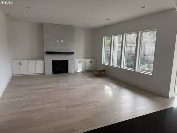 West Linn, OR 97068,1694 16TH ST