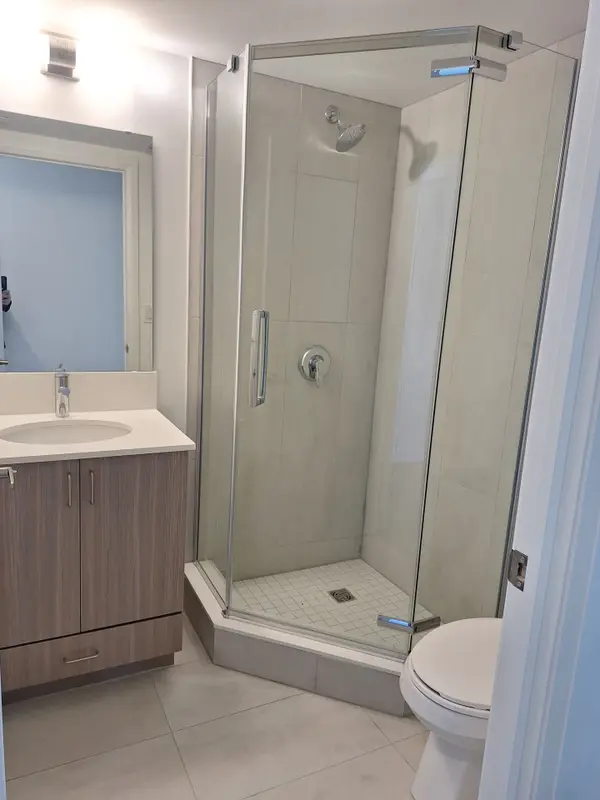 58 Lakeside TER #706, Barrie, ON L4M 0L5