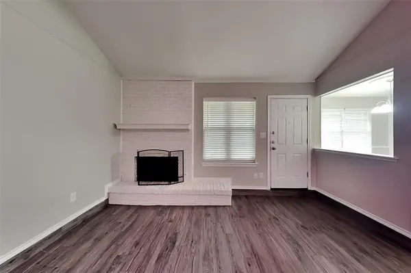 5730 Sagebrush Trail, Arlington, TX 76017