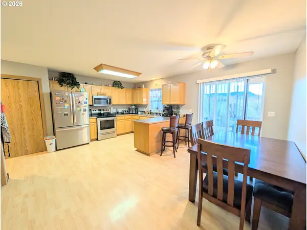 La Grande, OR 97850,2407 E O AVE