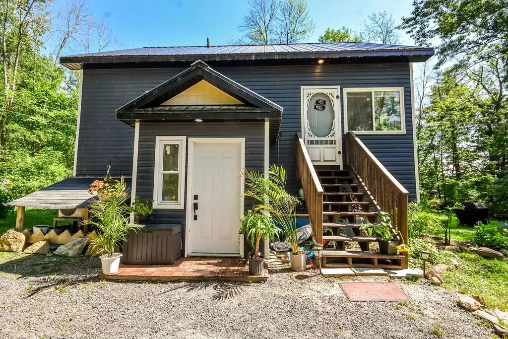 Ramara, ON L0K 2B0,6896 Pentland LN