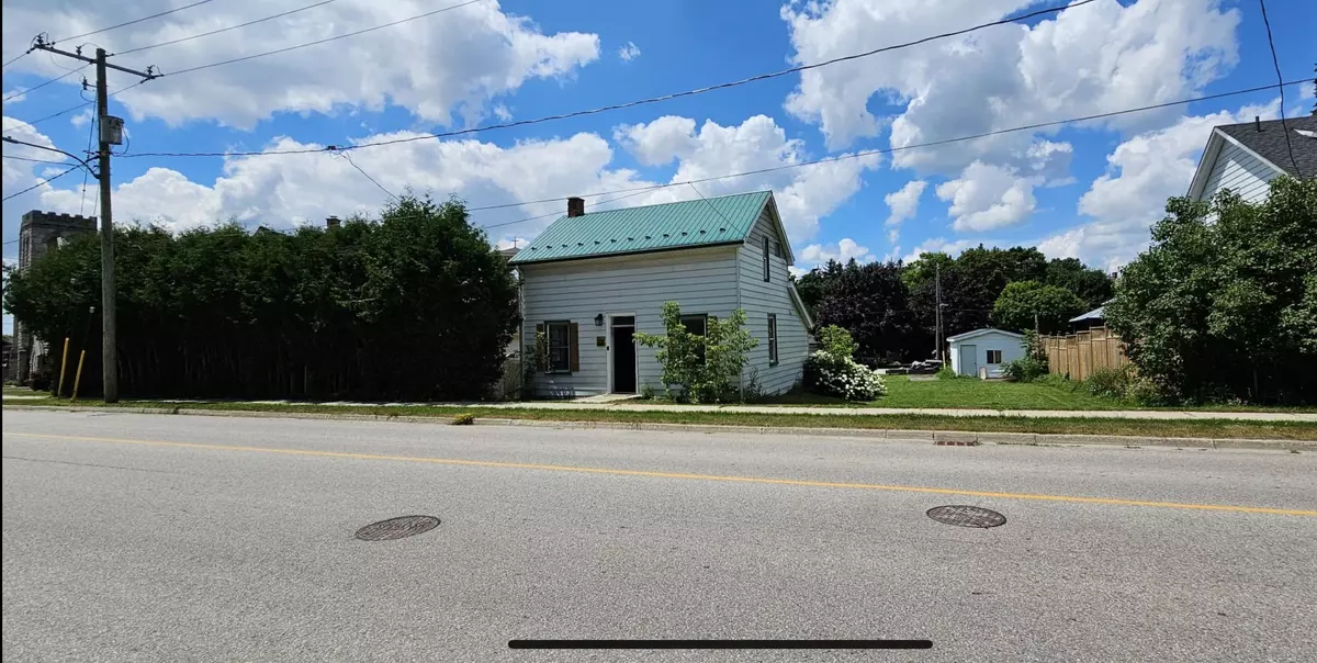 Wellington North, ON N0G 1A0,115 Frederick ST #E