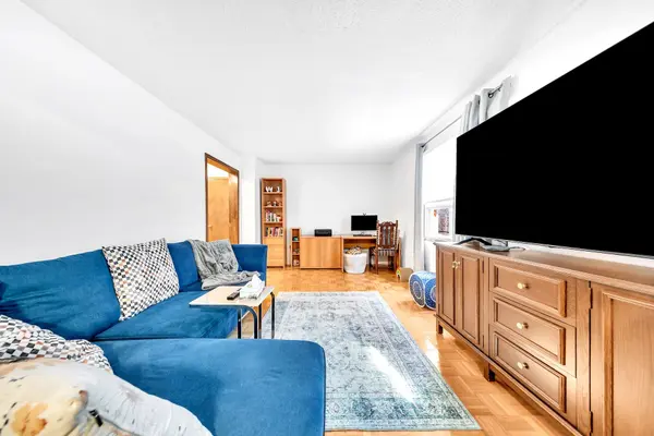 8 Terra RD, Vaughan, ON L4L 3J5