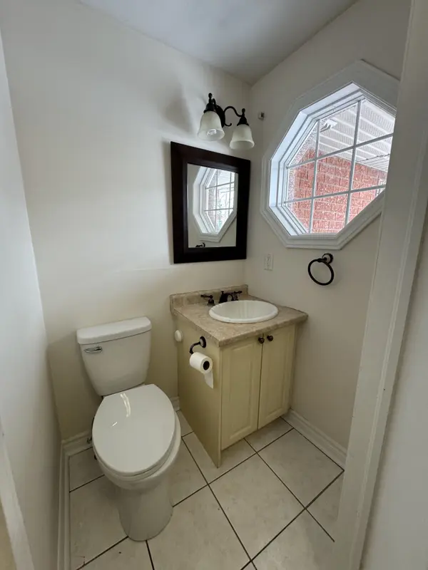 Barrie, ON L4M 6T3,154 Sydenham Wells N/A