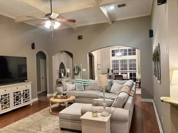 Woodway, TX 76712,1133 Camden Court Circle