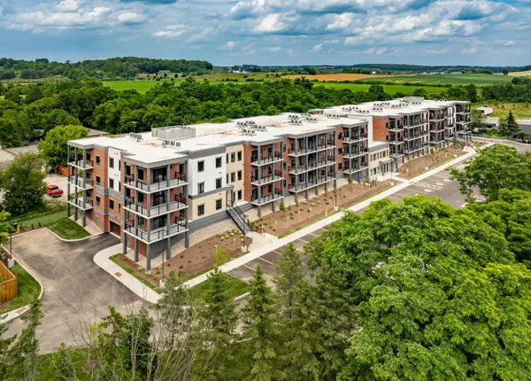 Clearview, ON L0M 1G0,121 Mary ST #321