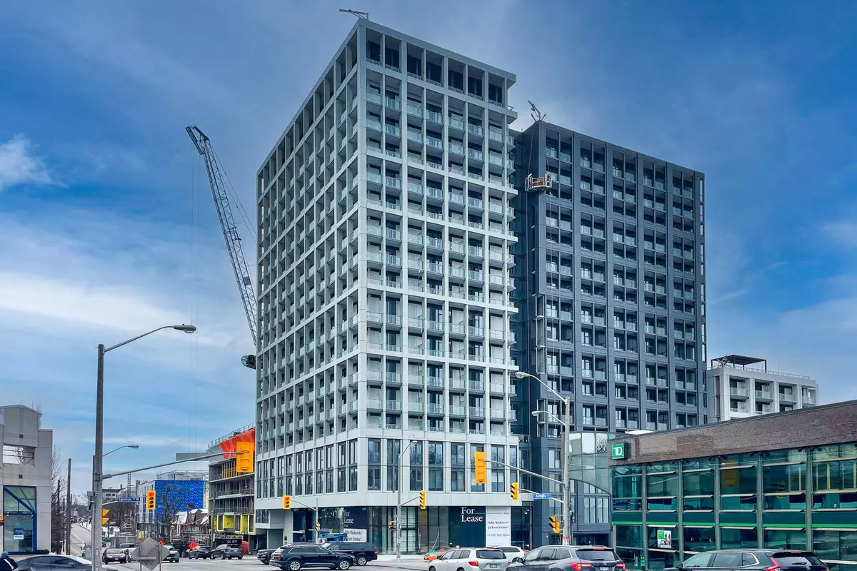 Toronto, ON M5P 0A6,2020 Bathurst ST #706