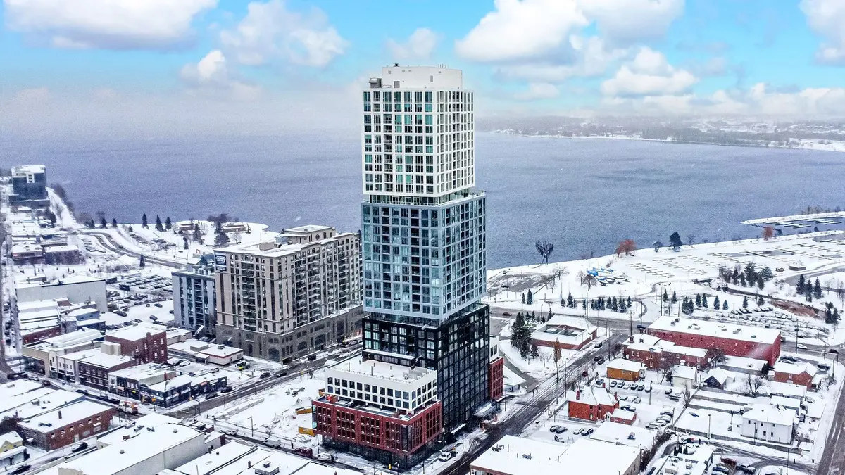 Barrie, ON L4N 1S9,39 Mary ST #2909