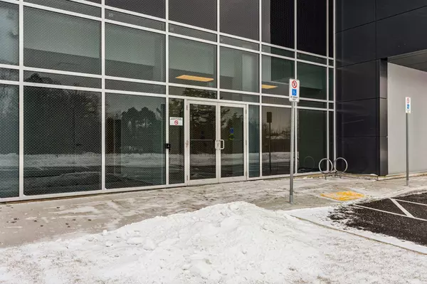 Pickering, ON L1W 3C1,1575 Clements RD #3