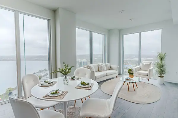 Barrie, ON L4N 1S9,39 Mary ST #2909