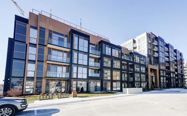 2333 Khalsa Gate #313, Oakville, ON L6M 5R6