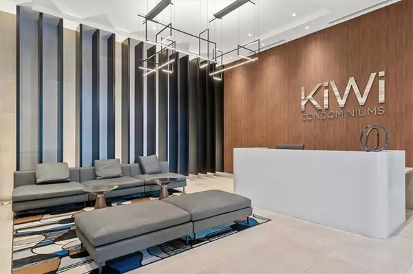 212 King William ST #717, Hamilton, ON L8R 0A7