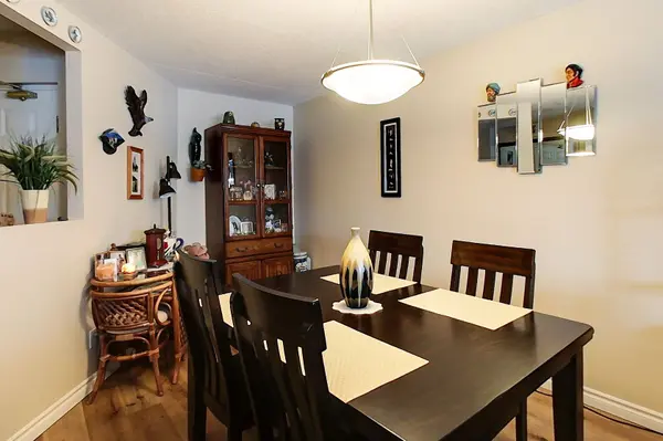 Hanover, ON N4N 2S4,536 11th AVE #102