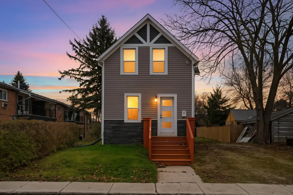 Hanover, ON N4N 1S9,475 11th ST