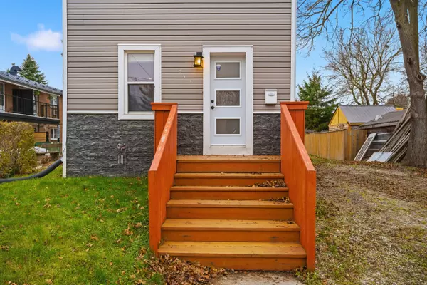 Hanover, ON N4N 1S9,475 11th ST