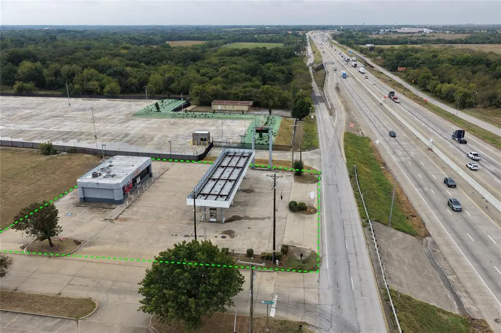 300 S Interstate 35 Road, Red Oak, TX 75154